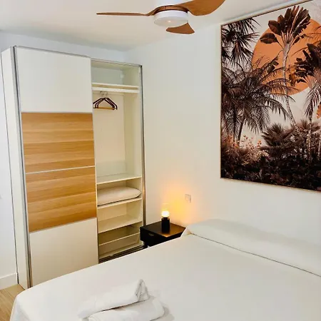 Playa De Canteras-albareda 1 *